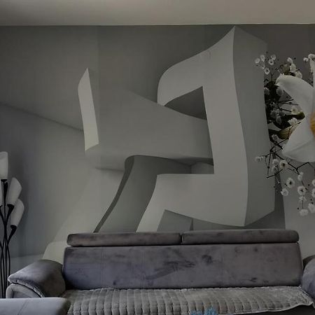 Modern & Cozy 2-Bedroom Vacation Home In SJJ Extérieur photo